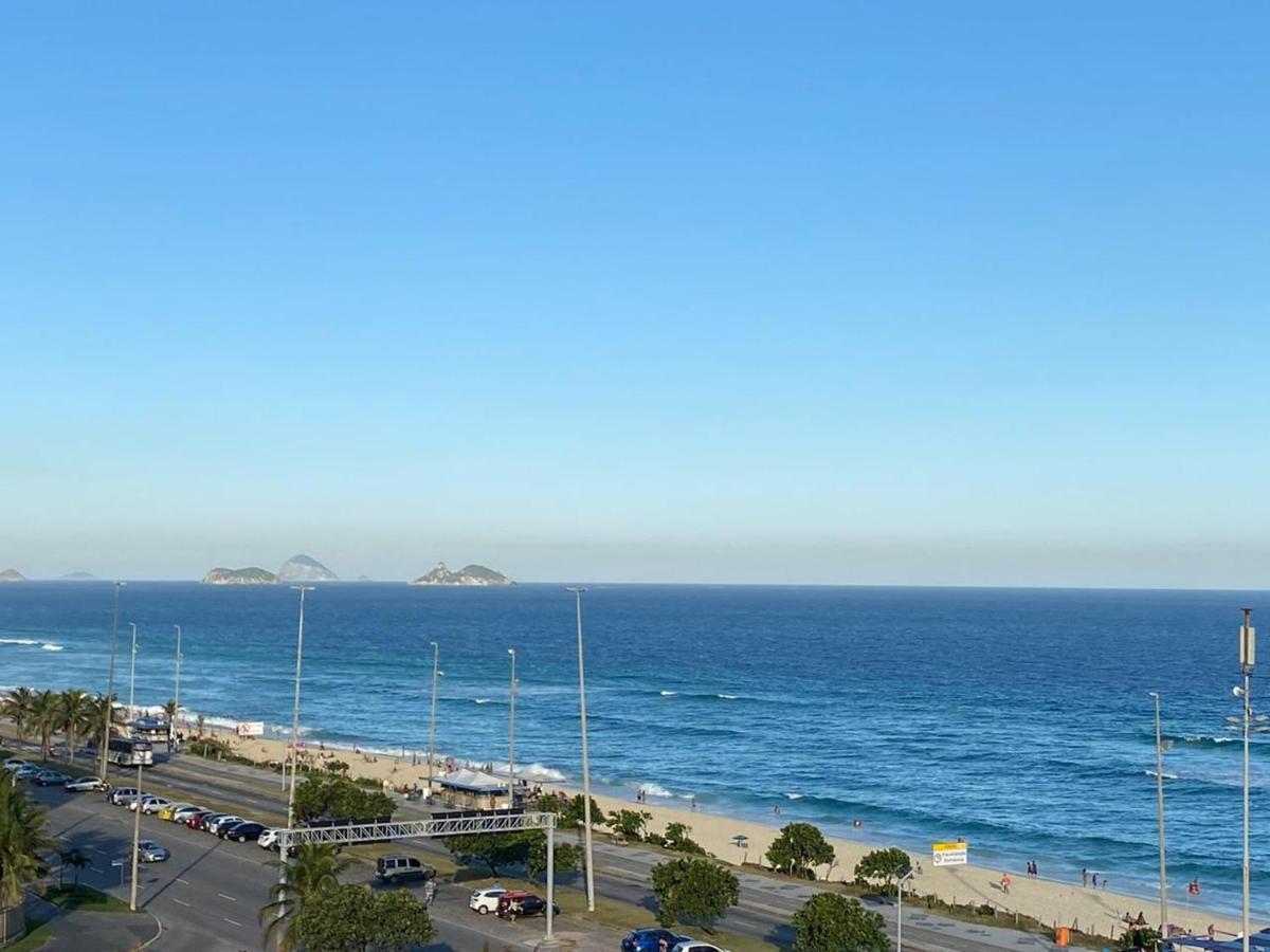 Apartamento Barra Da Tijuca De Frente O Mar - 2 Suítes Até 6 Pessoas Em Camas *